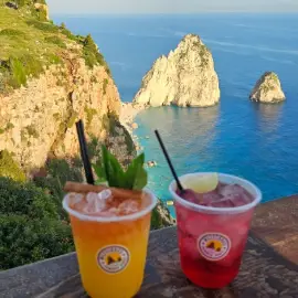 Aperitivo al tramonto con vista Mizithres